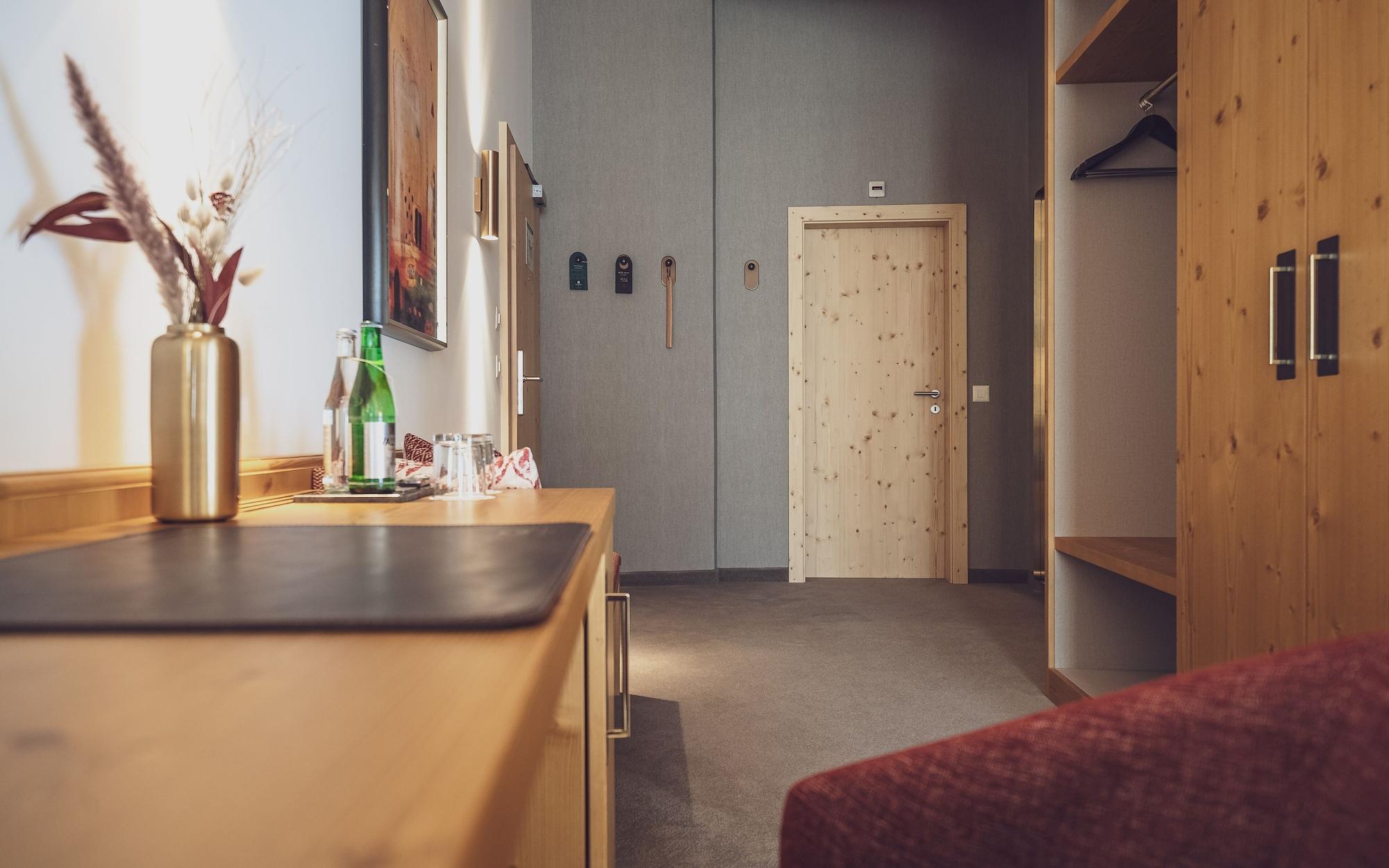 Hotel Waldhuus Давос Екстериор снимка